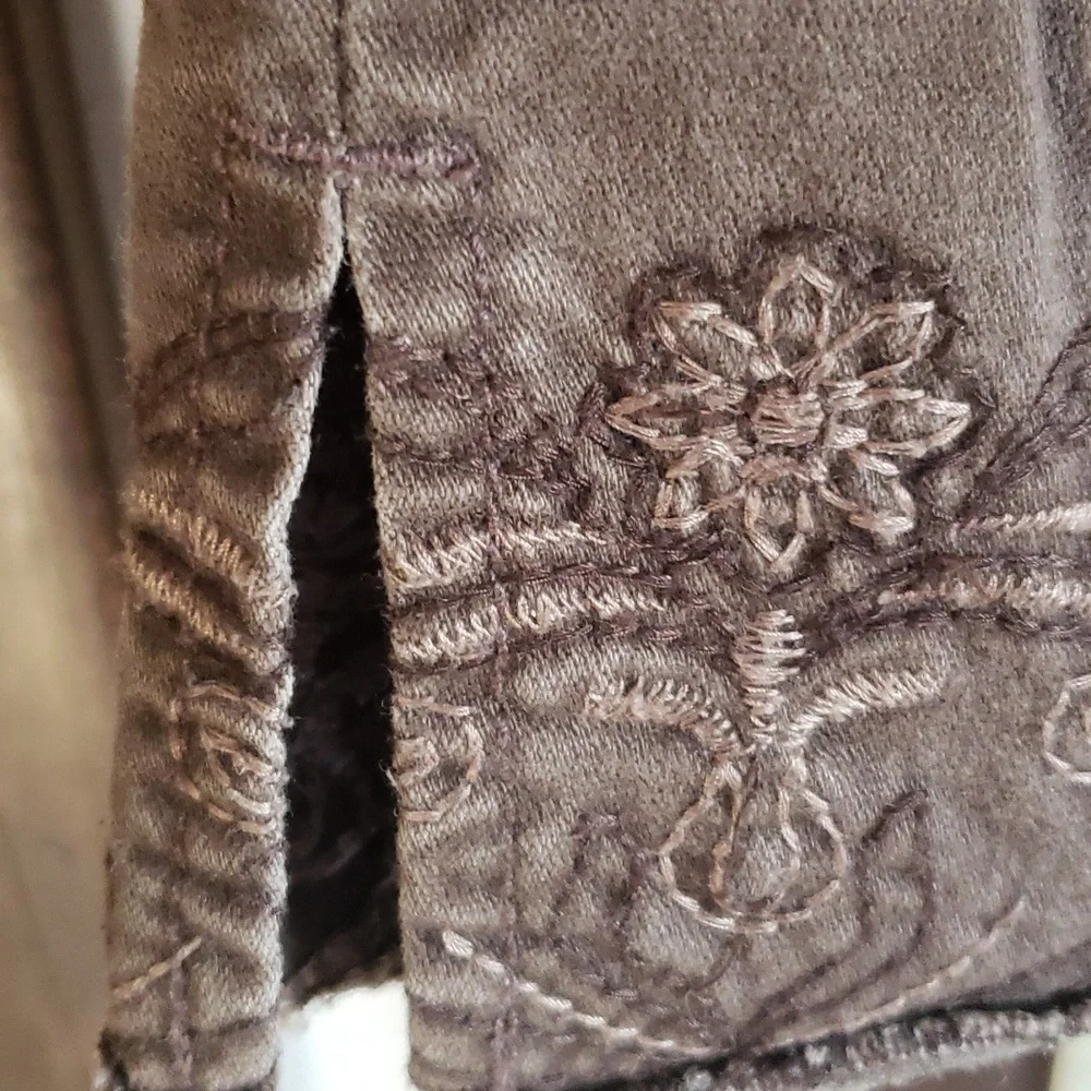 Gloria Vanderbilt capri pants - Picture 2 of 7